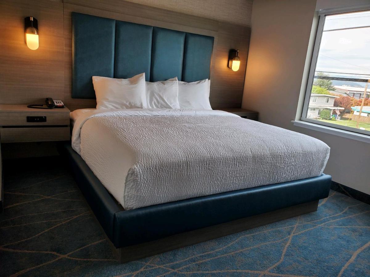 Salish Inn アナコルテス エクステリア 写真